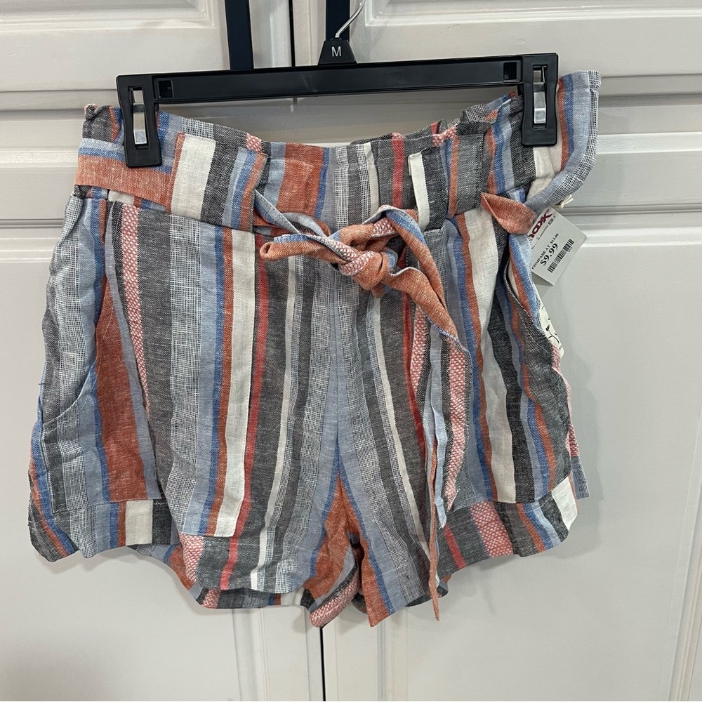 Indigo Rein size large shorts